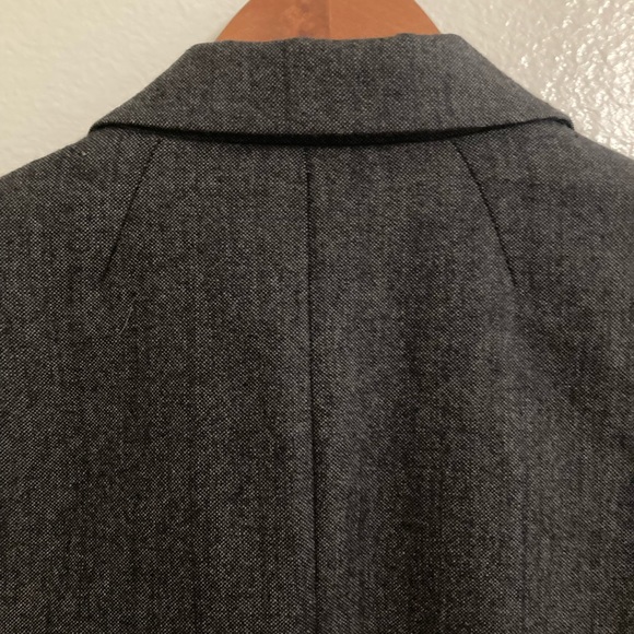 J Crew/Wool Blend Schoolboy Blazer/Size 4/Dark Charcoal Gray-Black - Picture 8 of 8